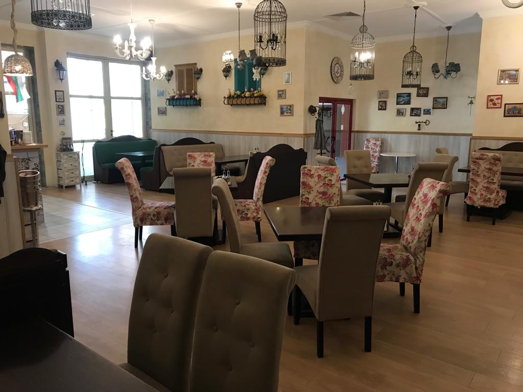 Ястия от ресторант-пицария Централ Добрич