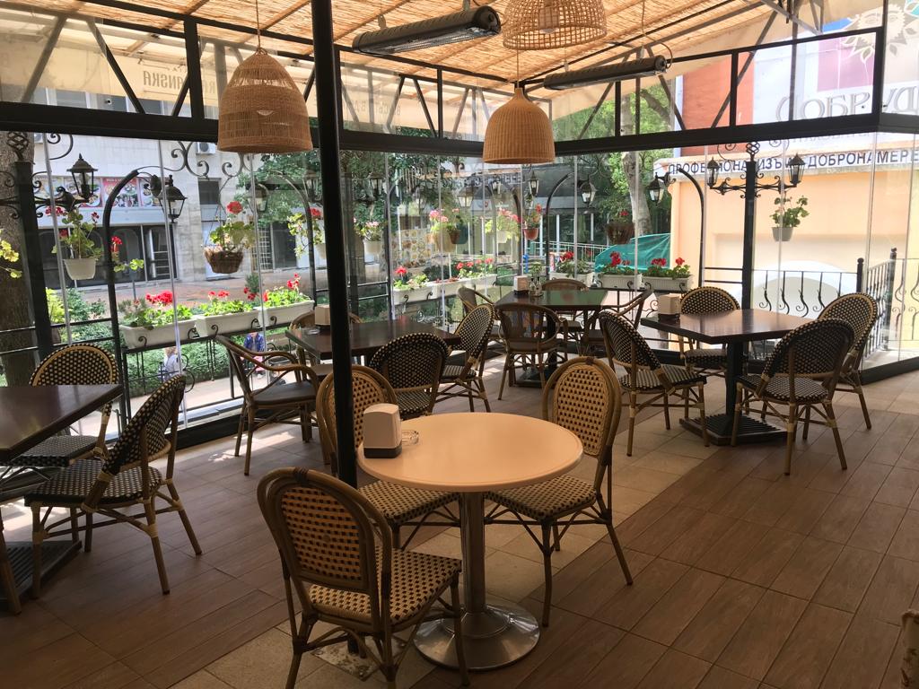 Ресторант-пицария Централ Добрич - снимки от галерията